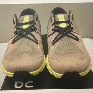 Size - US - 12 / EUR 47 On Cloud X 60-98099 Multicolor.